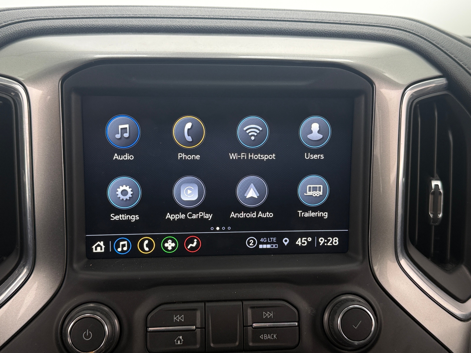 Thumbnail: 2021 Chevrolet Silverado 1500 - 4