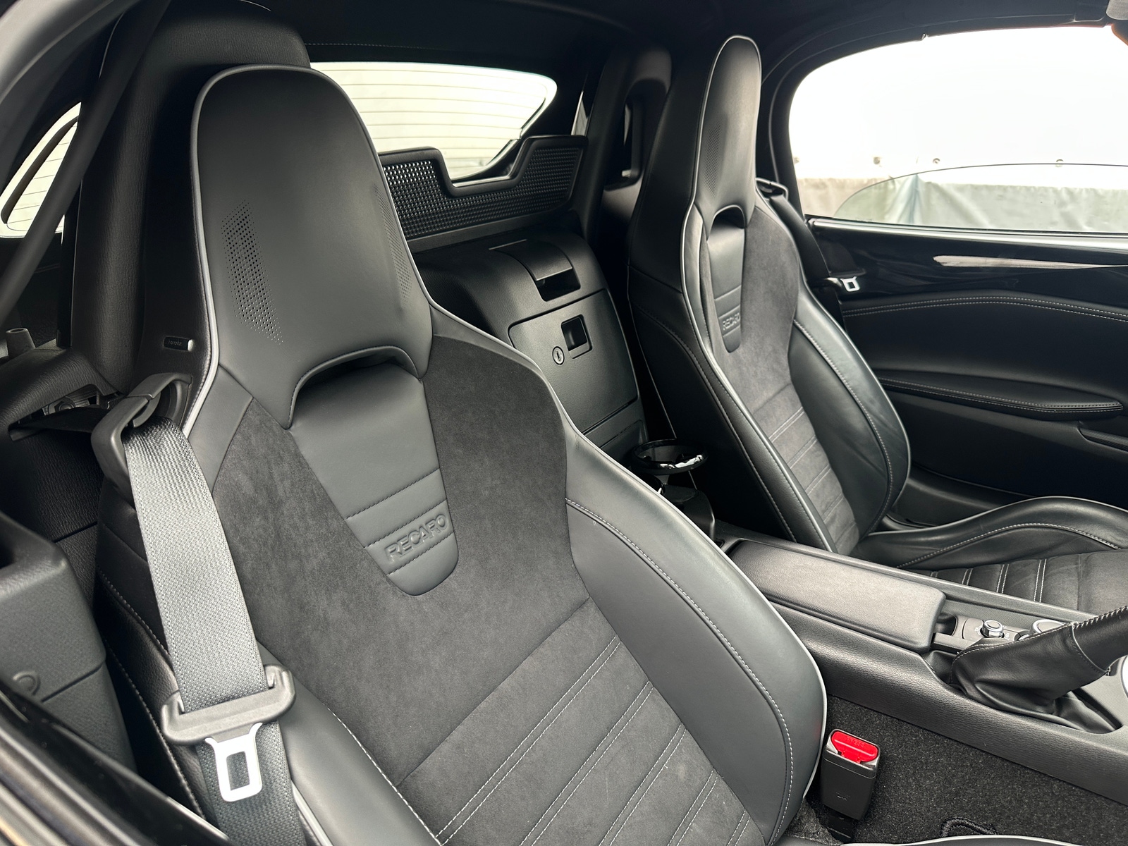 Thumbnail: 2023 Mazda MX-5 Miata - 2