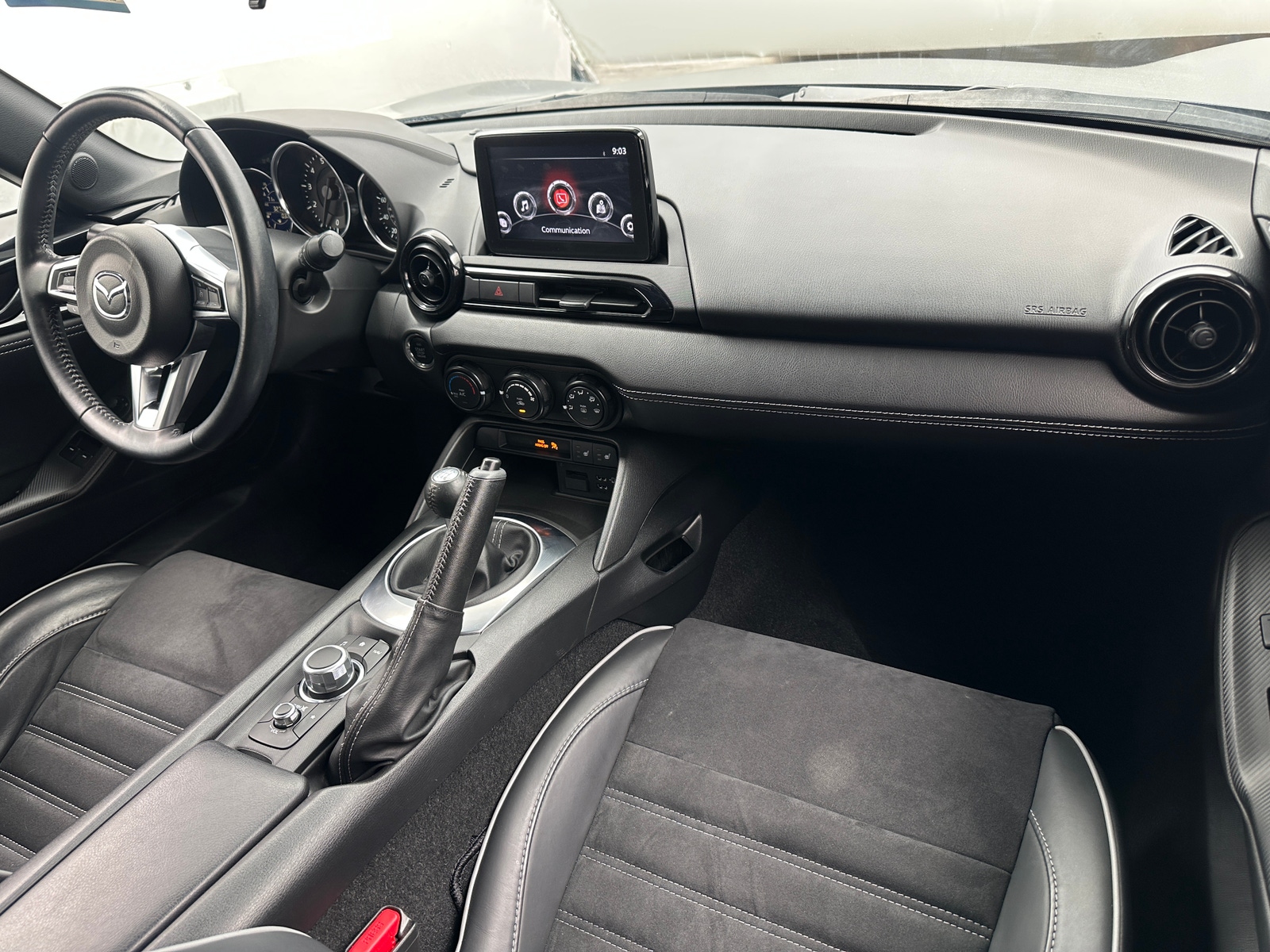 Thumbnail: 2023 Mazda MX-5 Miata - 3