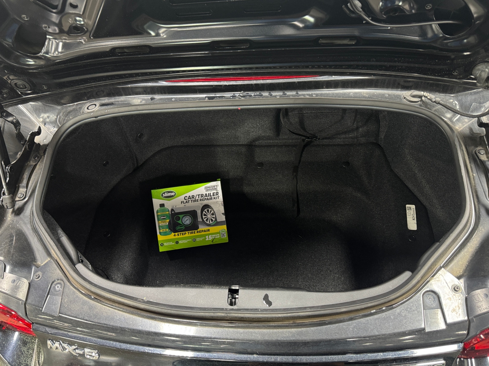 Thumbnail: 2023 Mazda MX-5 Miata - 6