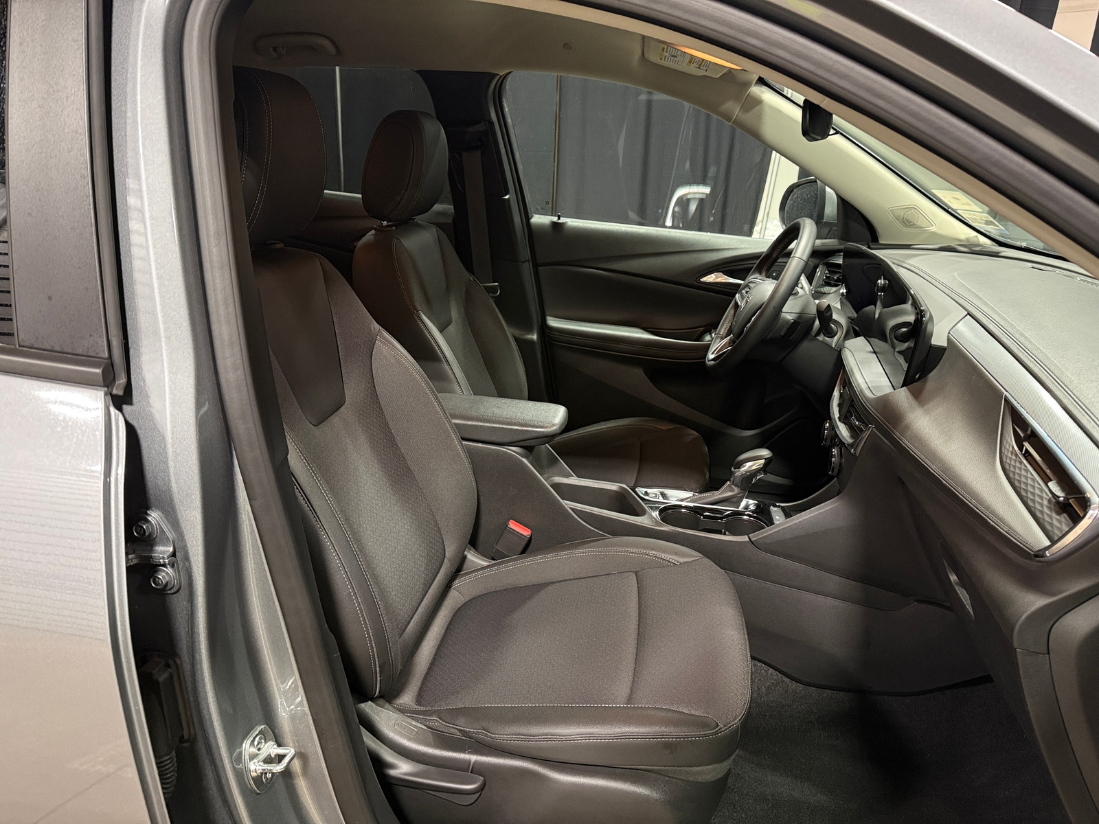 Thumbnail: 2025 Buick Encore GX - 2