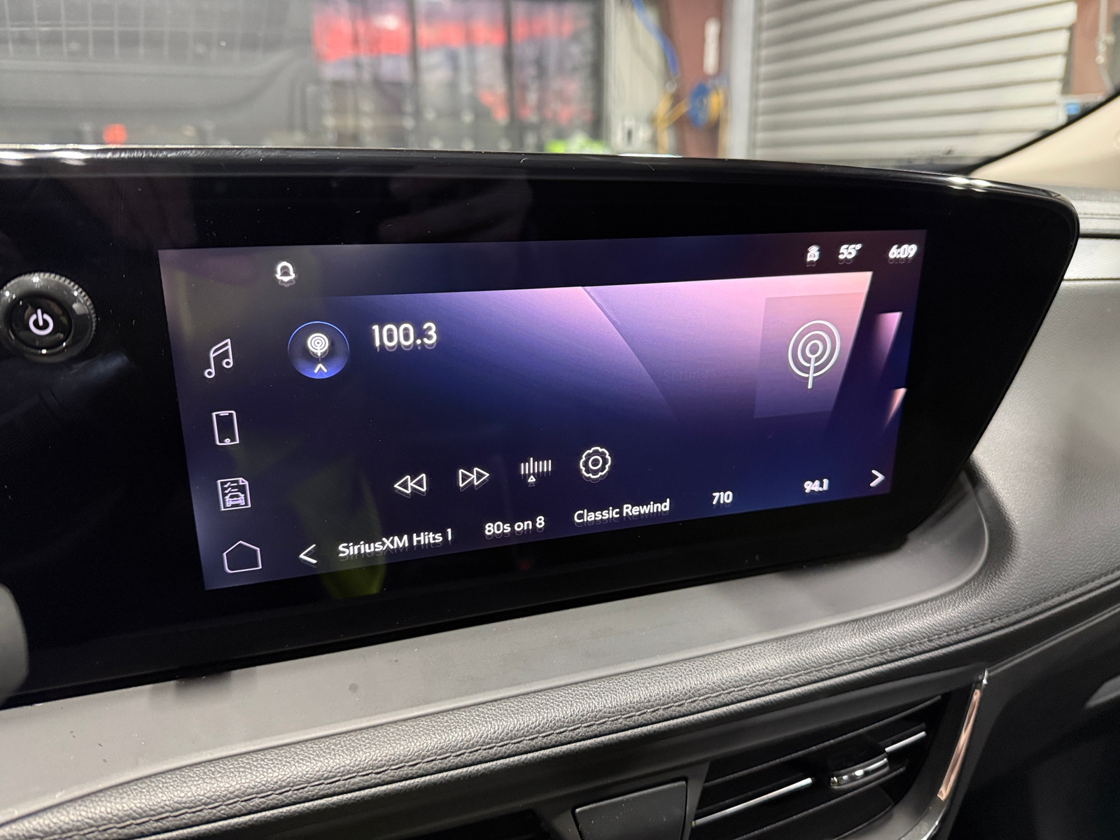 Thumbnail: 2025 Buick Encore GX - 4