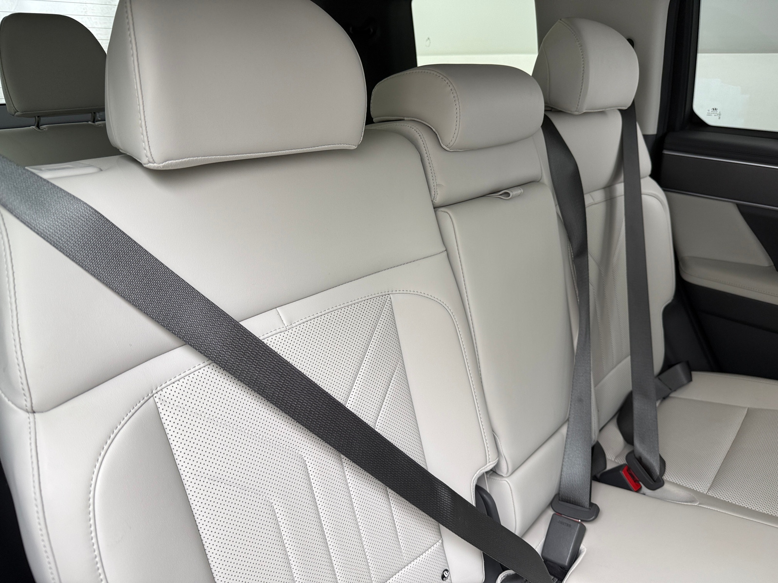 Thumbnail: 2025 Hyundai Santa Fe - 4