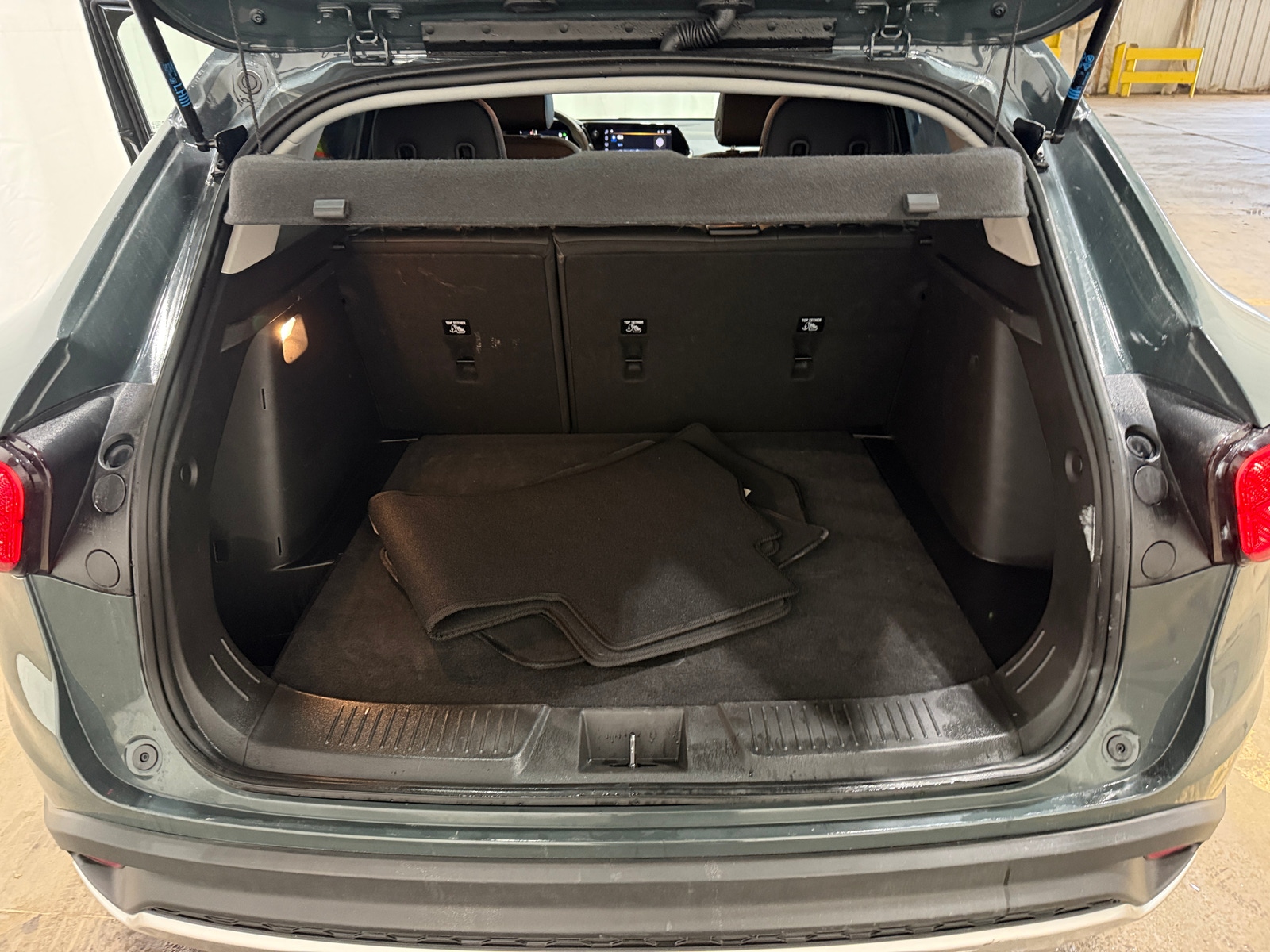 Thumbnail: 2025 Chevrolet Trax - 7