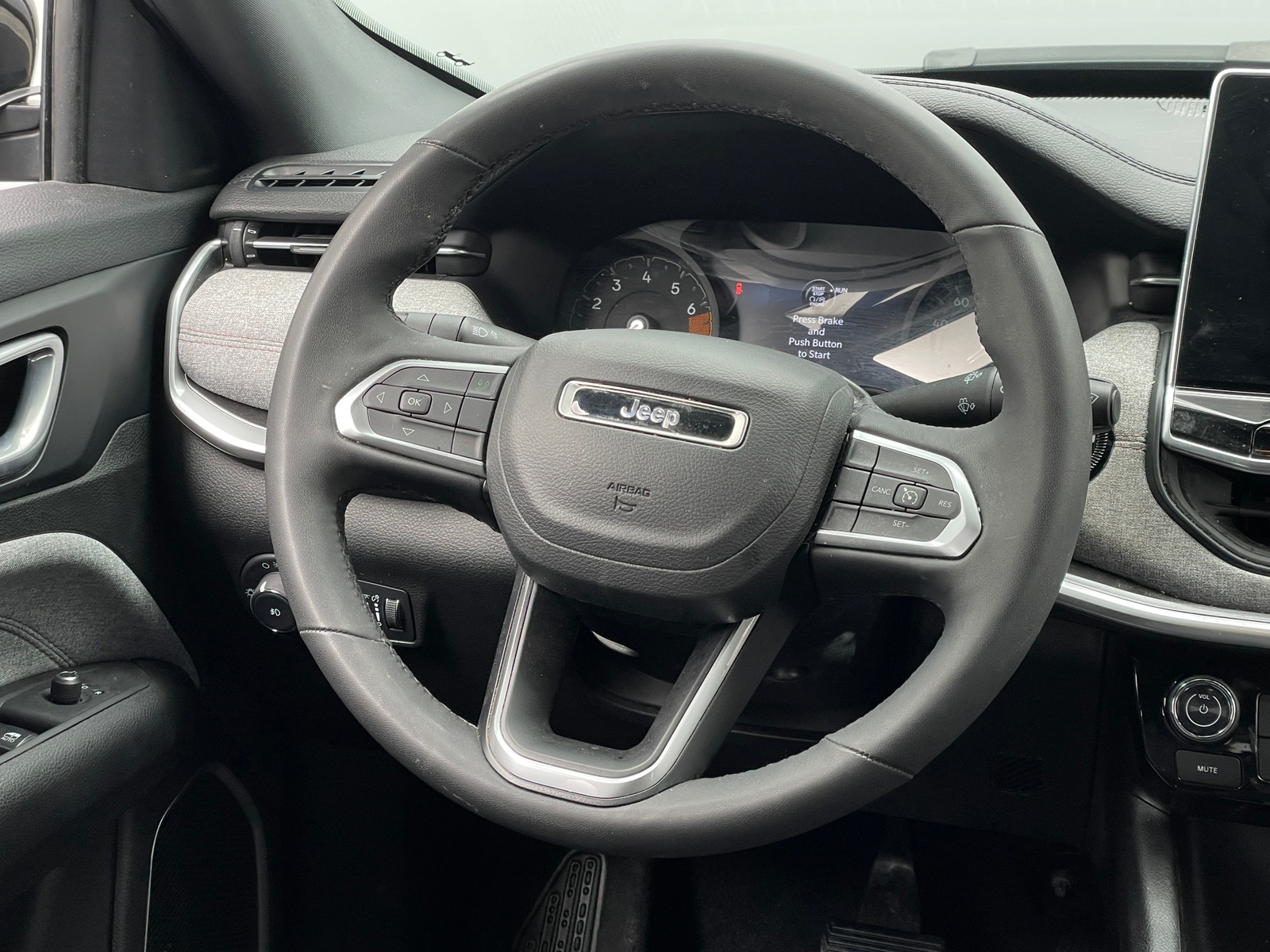 Thumbnail: 2024 Jeep Compass - 4