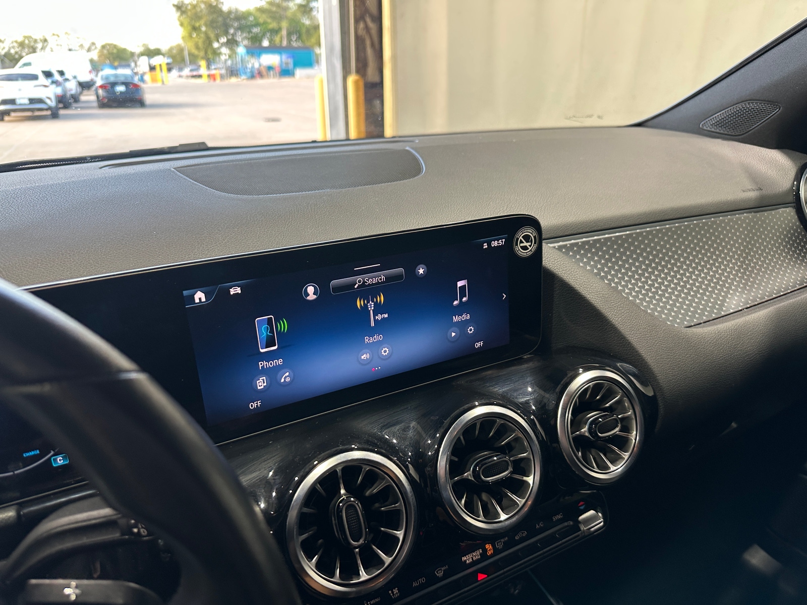 Thumbnail: 2025 Mercedes-Benz GLA - 3