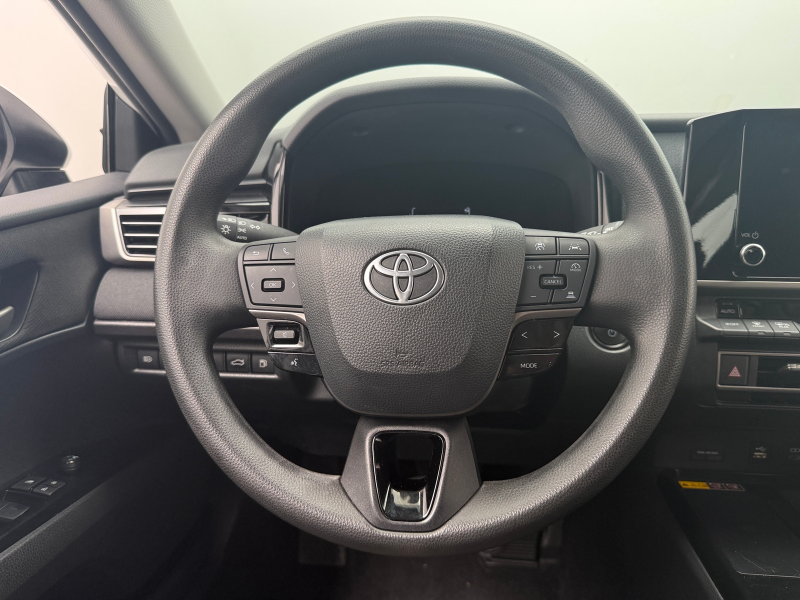 Thumbnail: 2025 Toyota Camry - 5