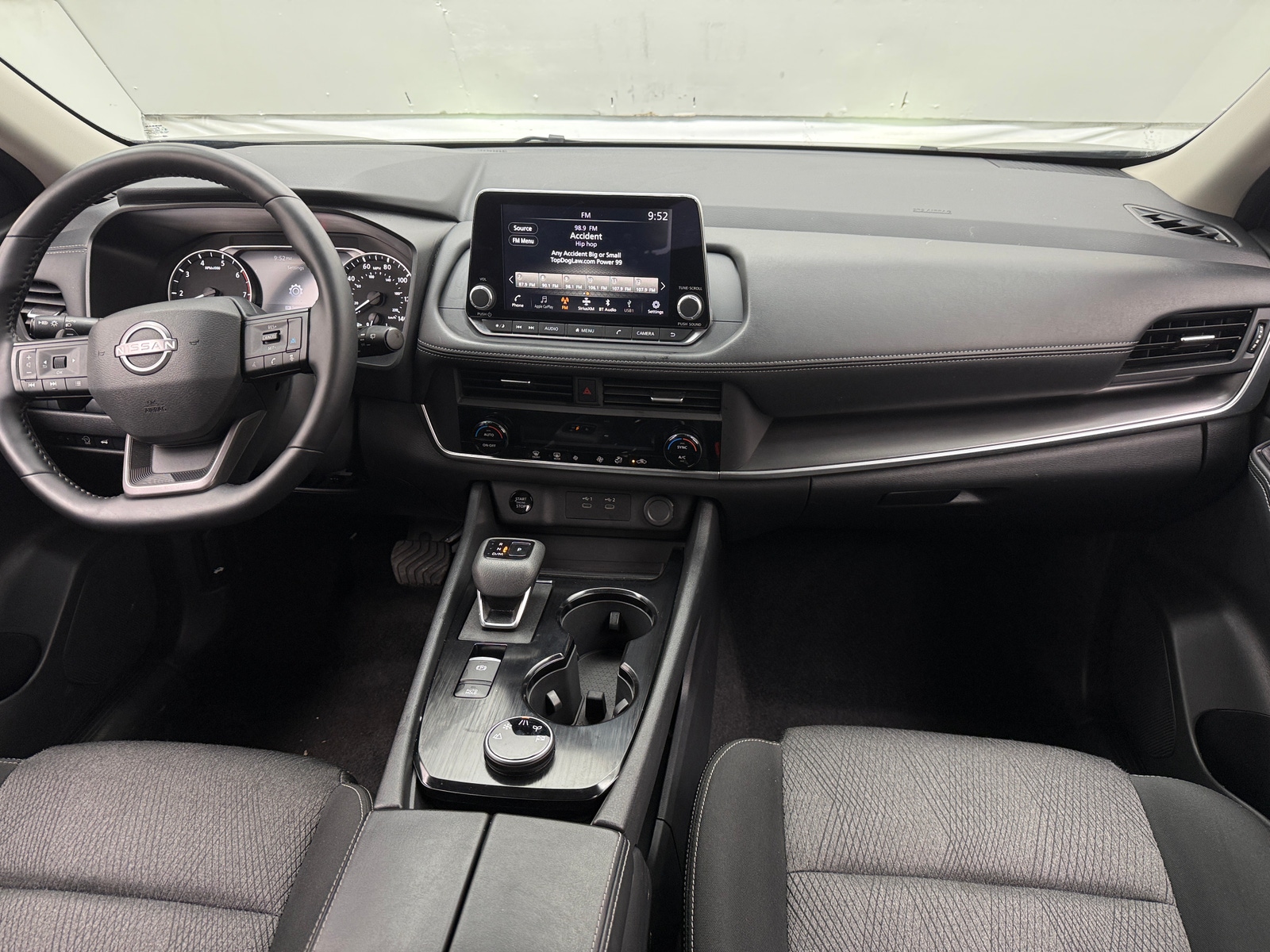 Thumbnail: 2025 Nissan Rogue - 3