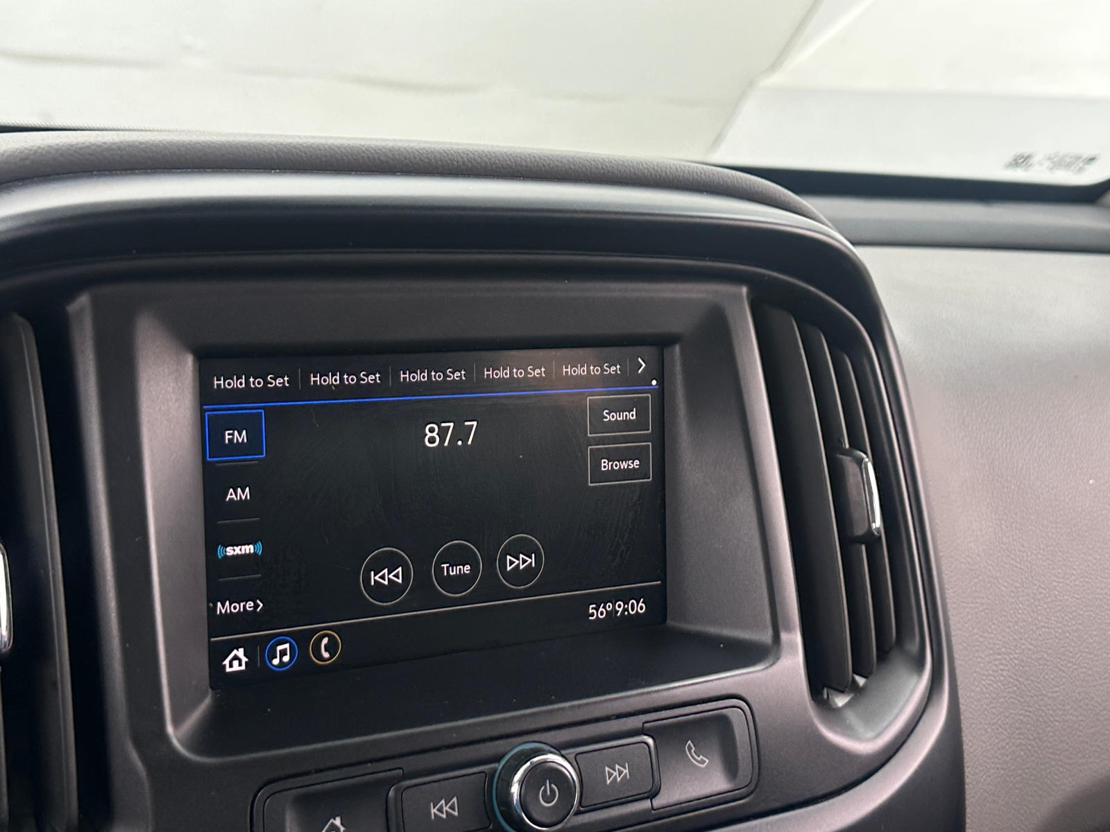 Thumbnail: 2021 Chevrolet Colorado - 4