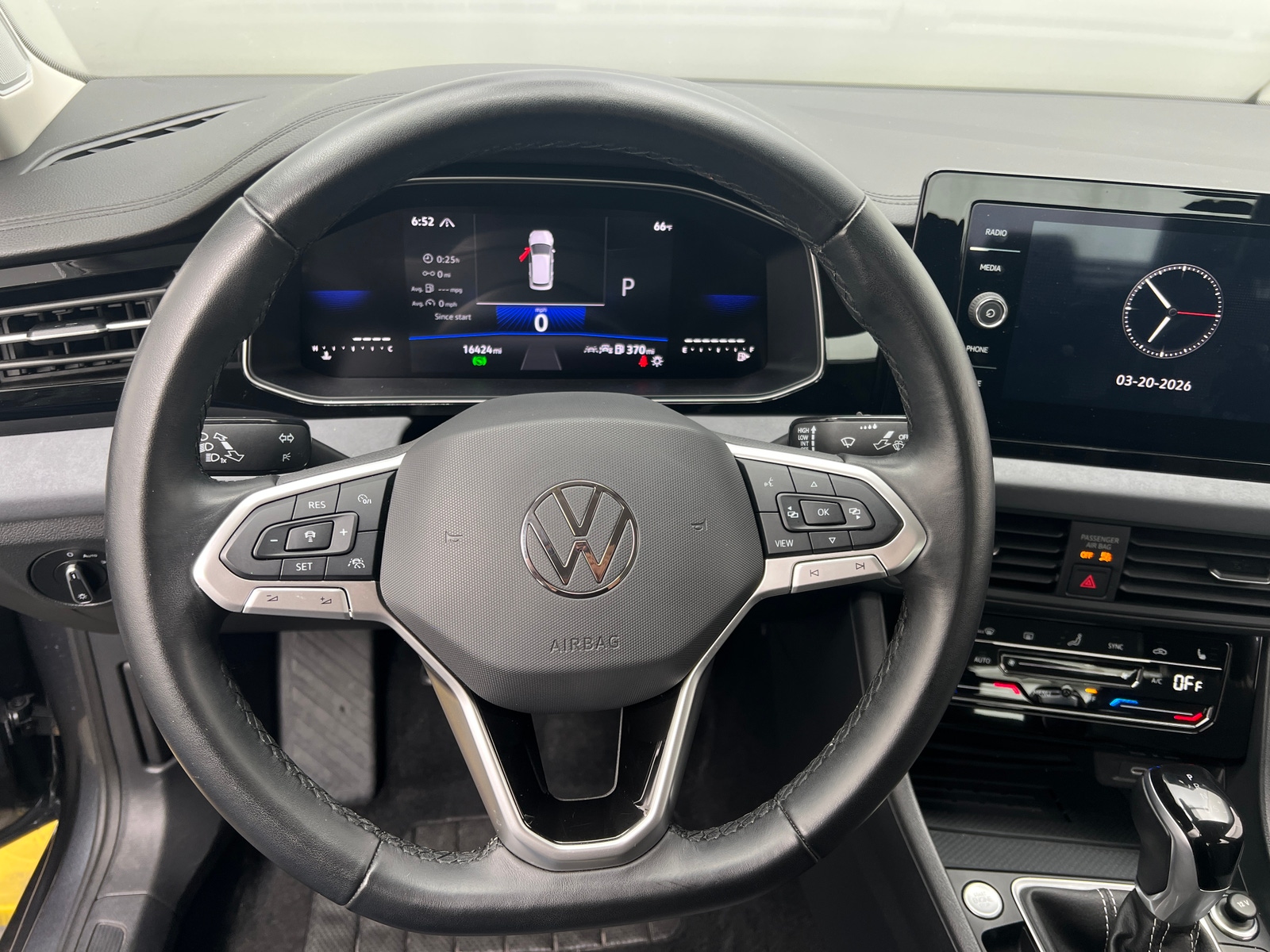 Thumbnail: 2025 Volkswagen Jetta - 4