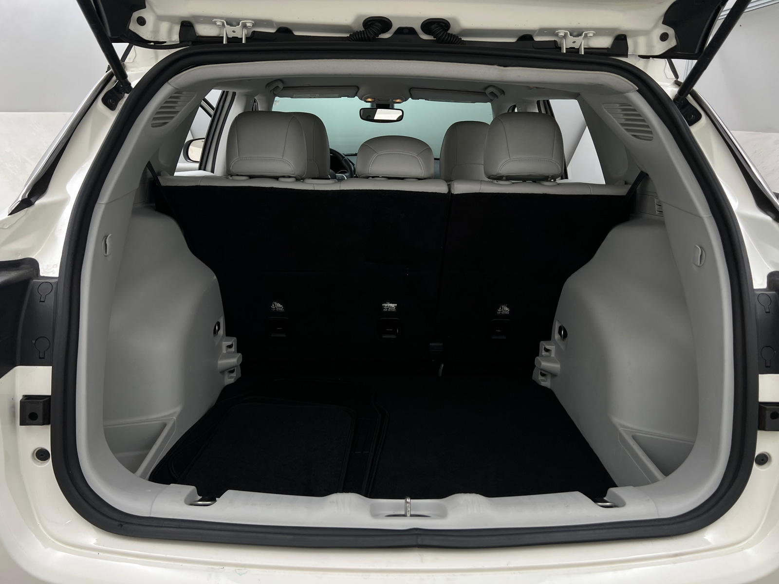 Thumbnail: 2018 Jeep Compass - 6