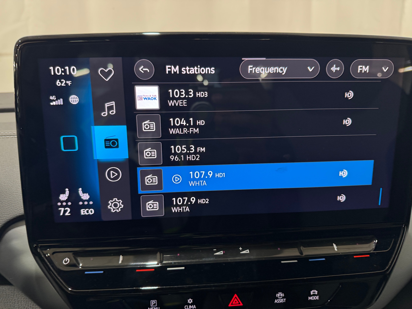 Thumbnail: 2023 Volkswagen ID.4 - 4