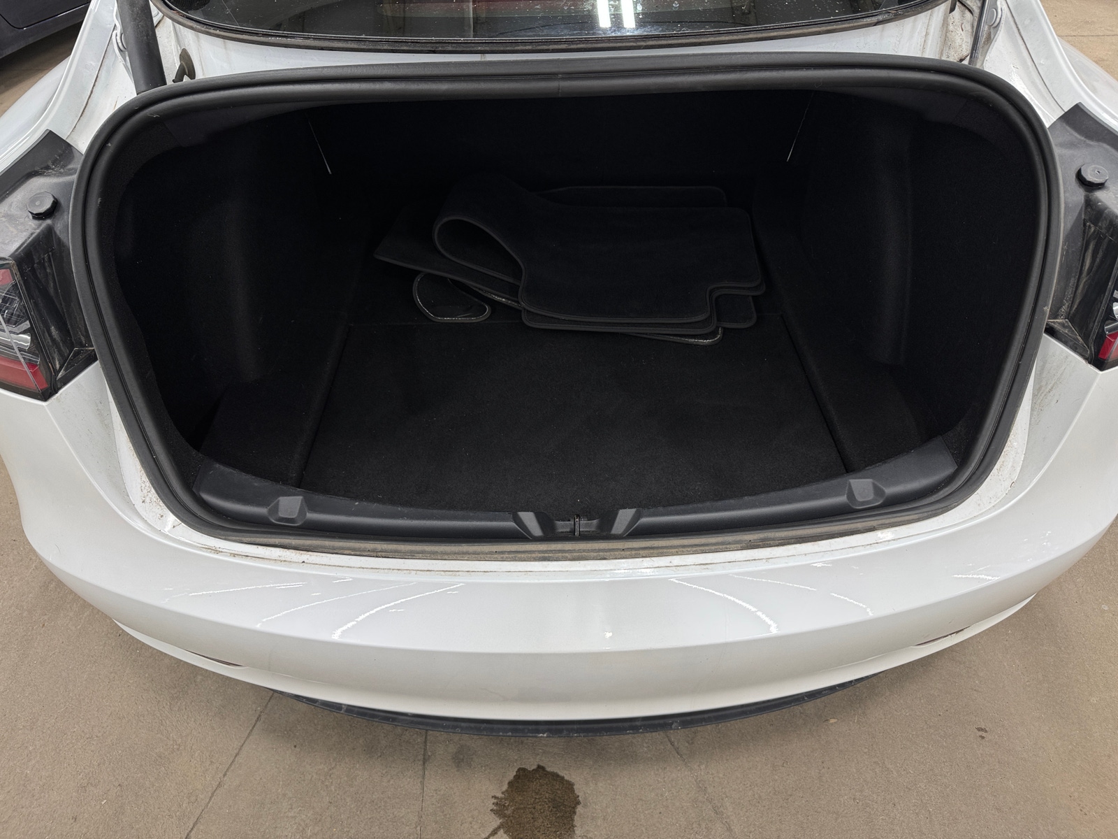 Thumbnail: 2023 Tesla Model 3 - 6