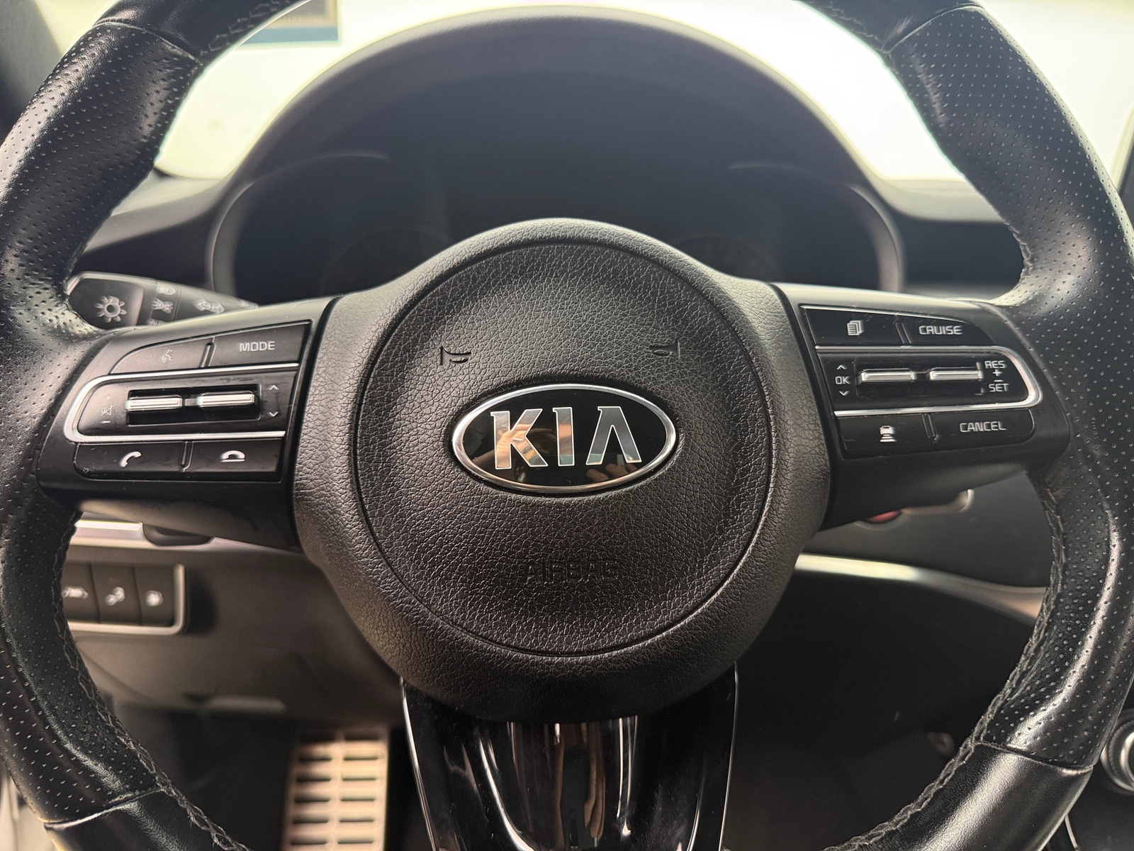 Thumbnail: 2020 Kia Stinger - 4