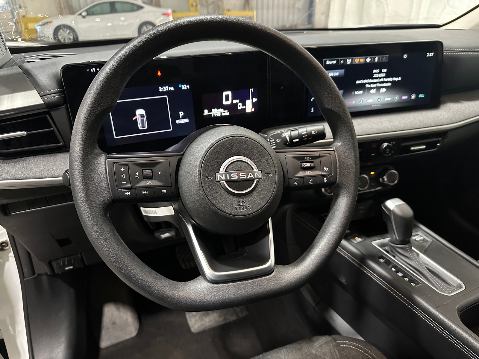 Thumbnail: 2025 Nissan Kicks - 5