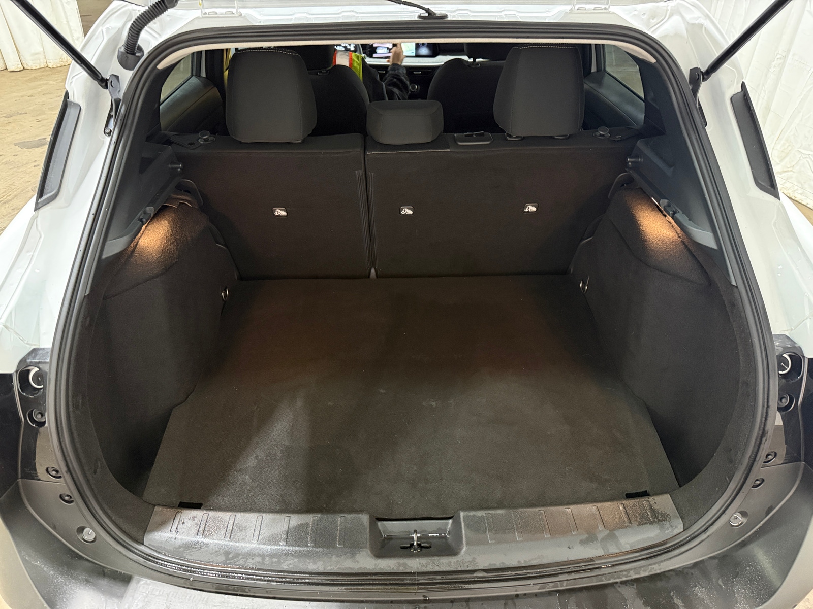 Thumbnail: 2025 Nissan Kicks - 7