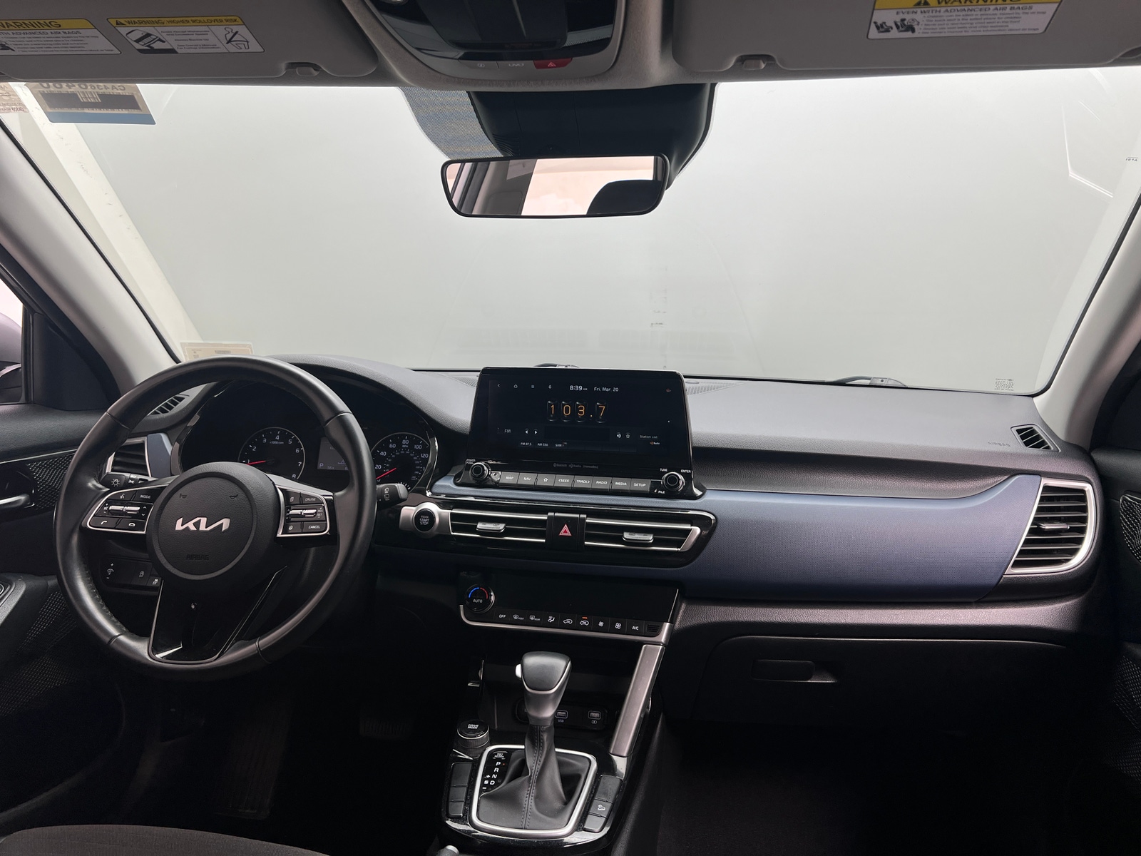 Thumbnail: 2022 Kia Seltos - 3