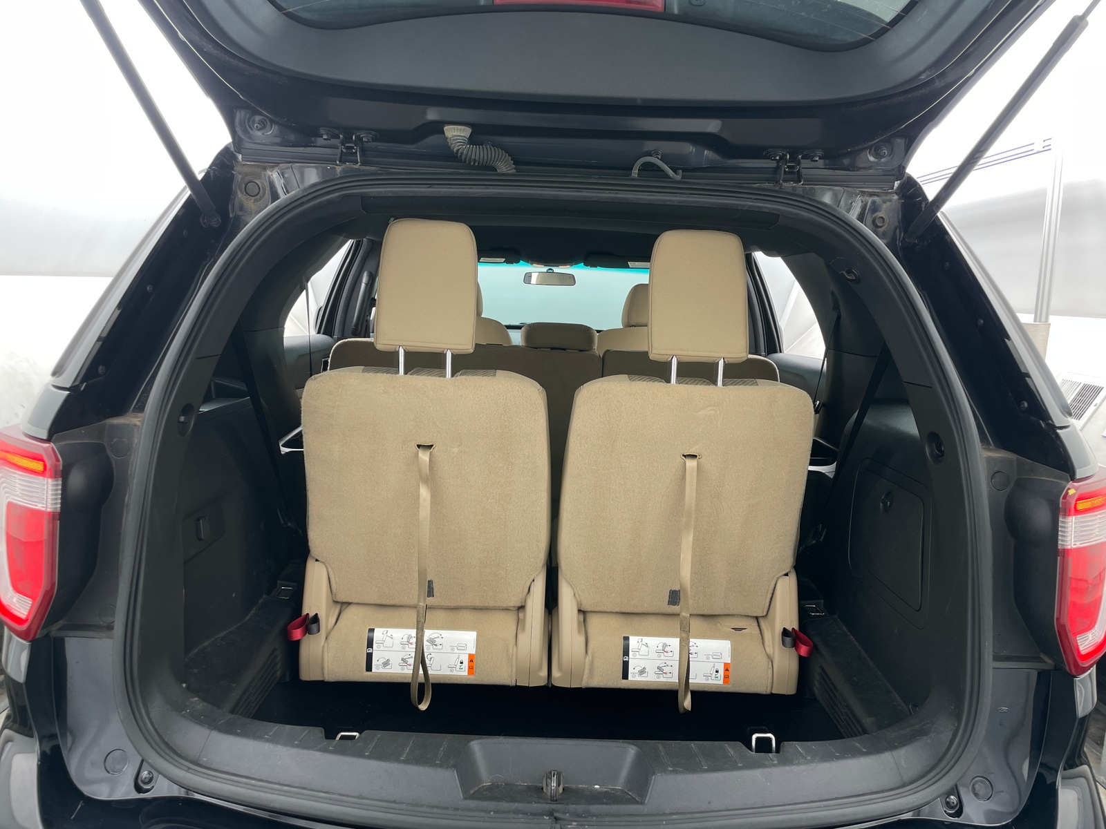 Thumbnail: 2016 Ford Explorer - 7