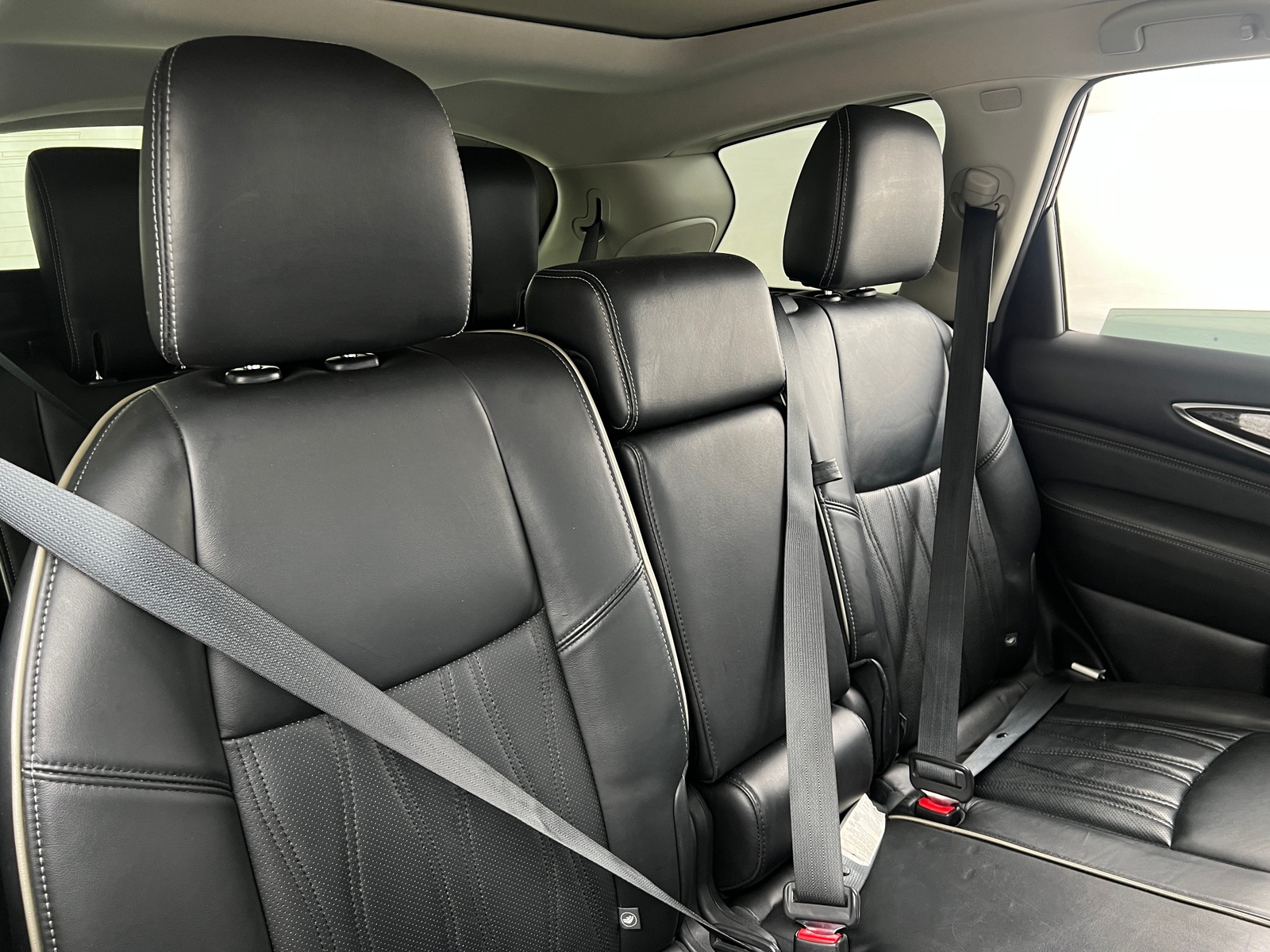 Thumbnail: 2017 INFINITI QX60 - 5