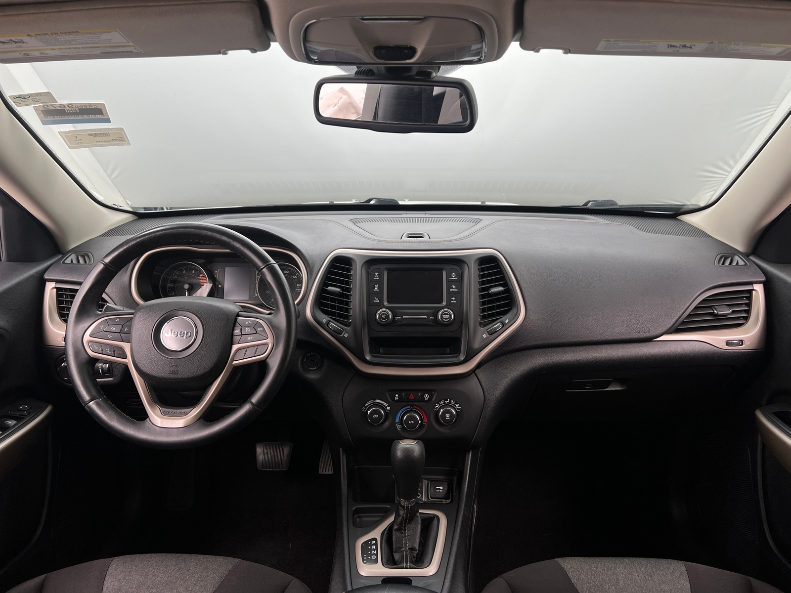 Thumbnail: 2017 Jeep Cherokee - 3