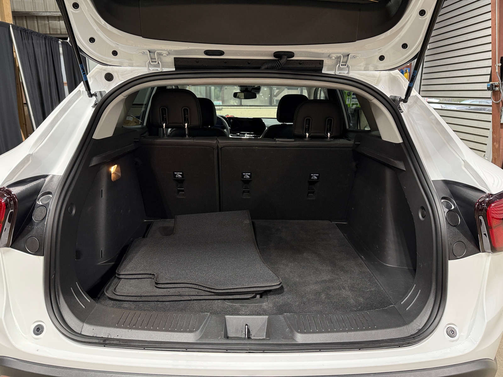 Thumbnail: 2025 Chevrolet Trax - 7