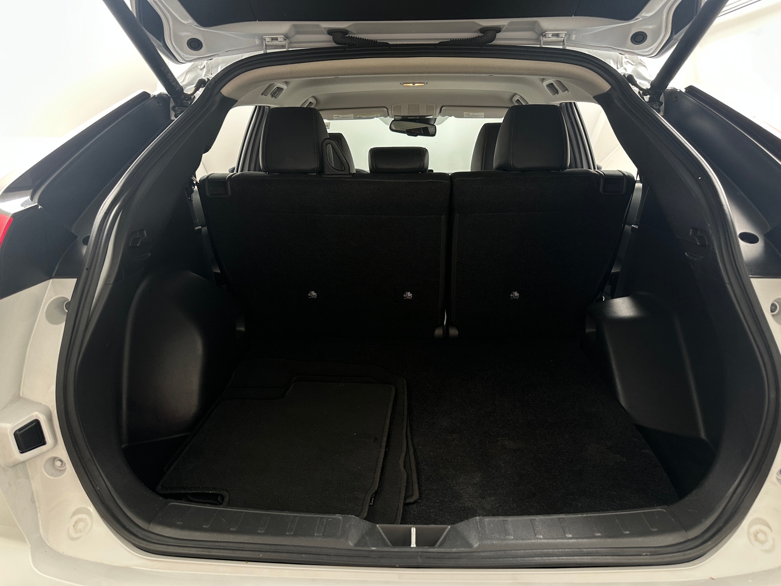 Thumbnail: 2024 Mitsubishi Eclipse Cross - 7