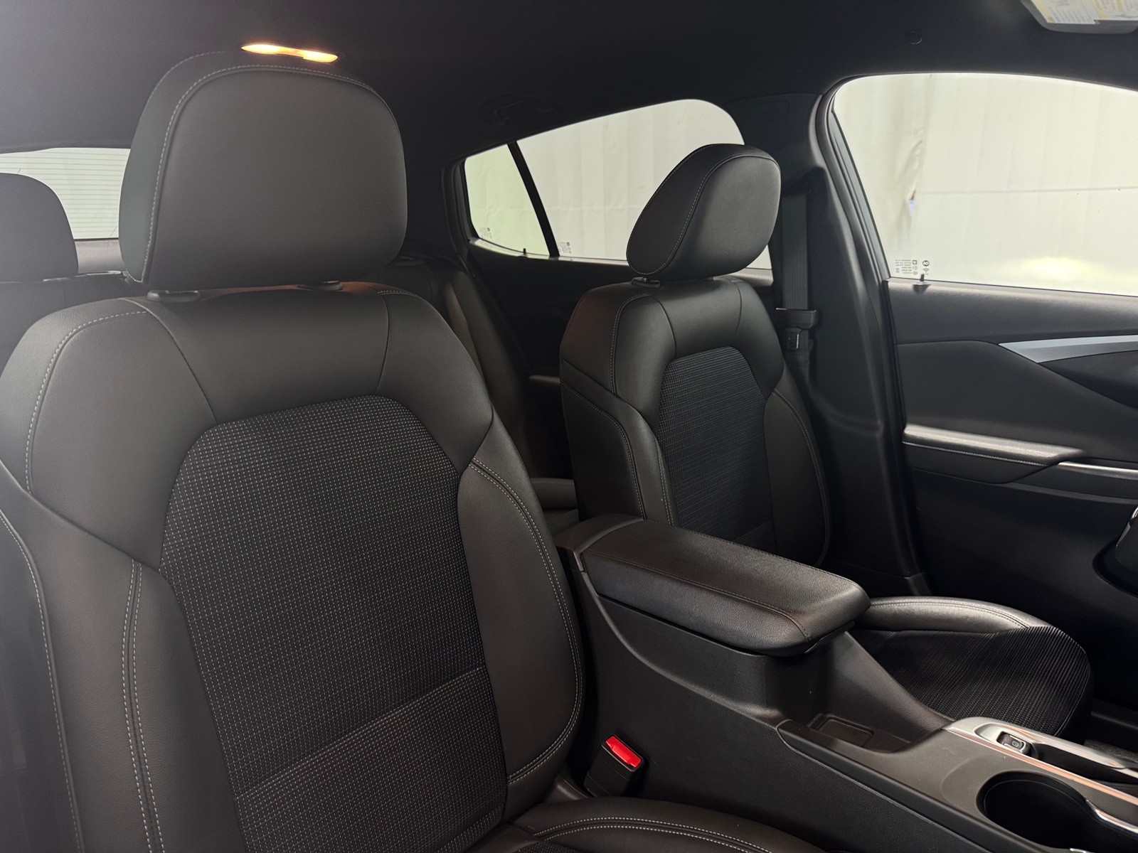 Thumbnail: 2025 Buick Envista - 2