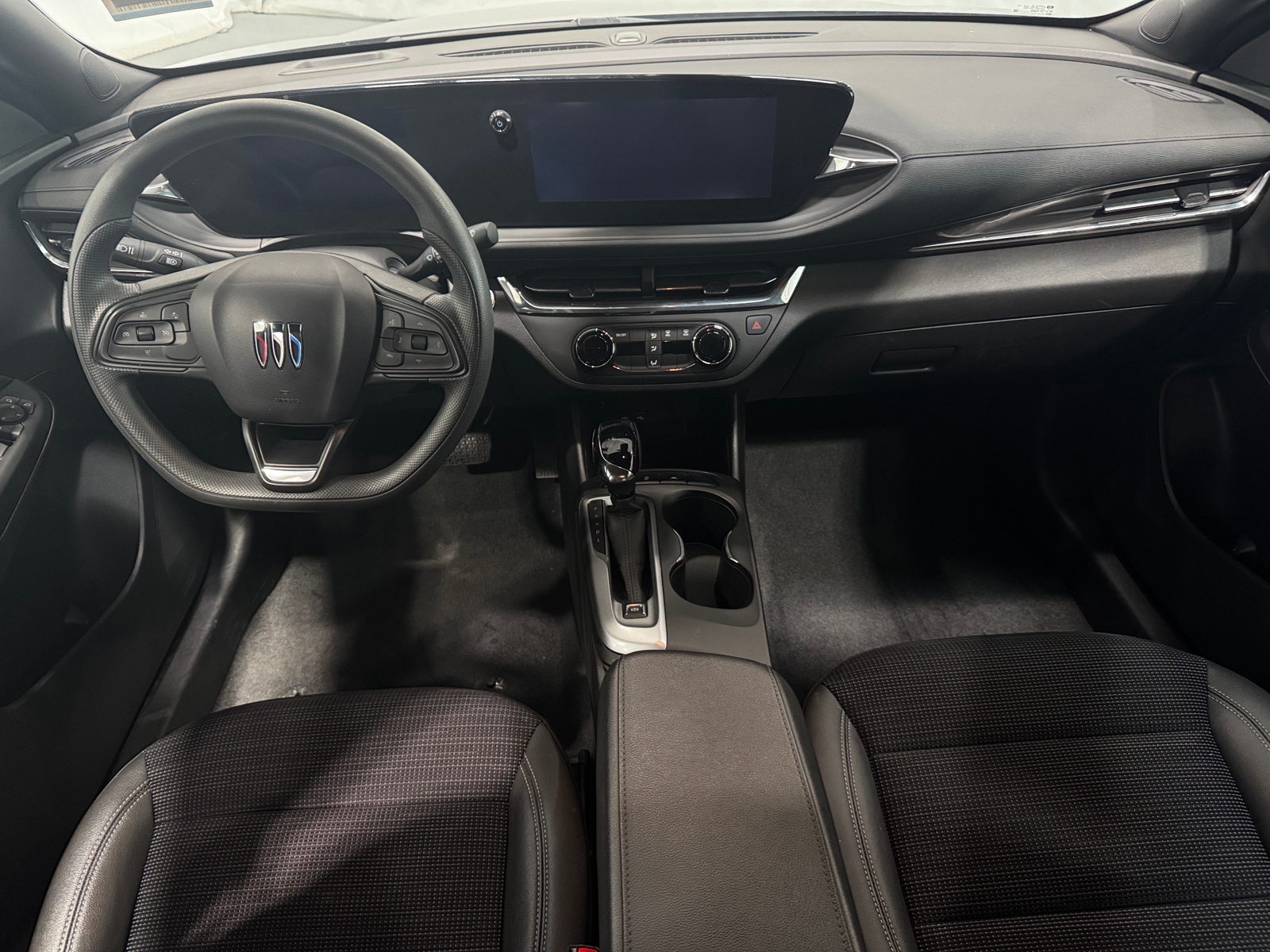 Thumbnail: 2025 Buick Envista - 3