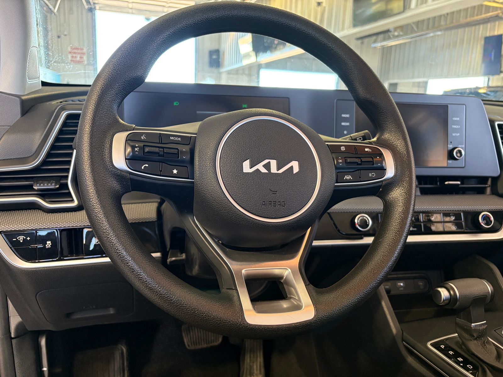 Thumbnail: 2025 Kia Sportage - 5