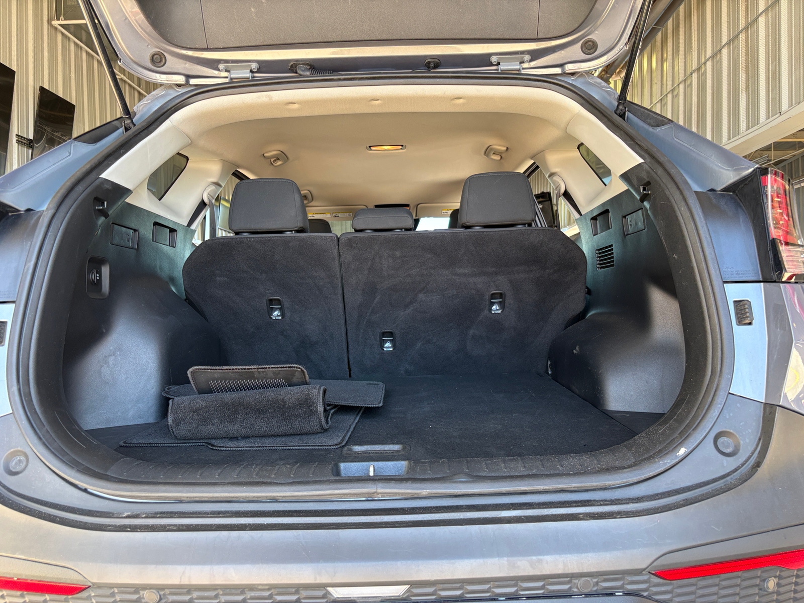 Thumbnail: 2025 Kia Sportage - 7