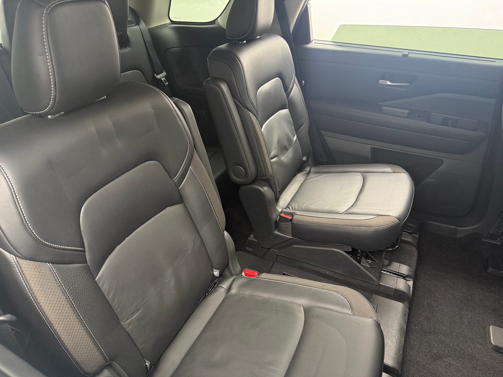 Thumbnail: 2022 Nissan Pathfinder - 5