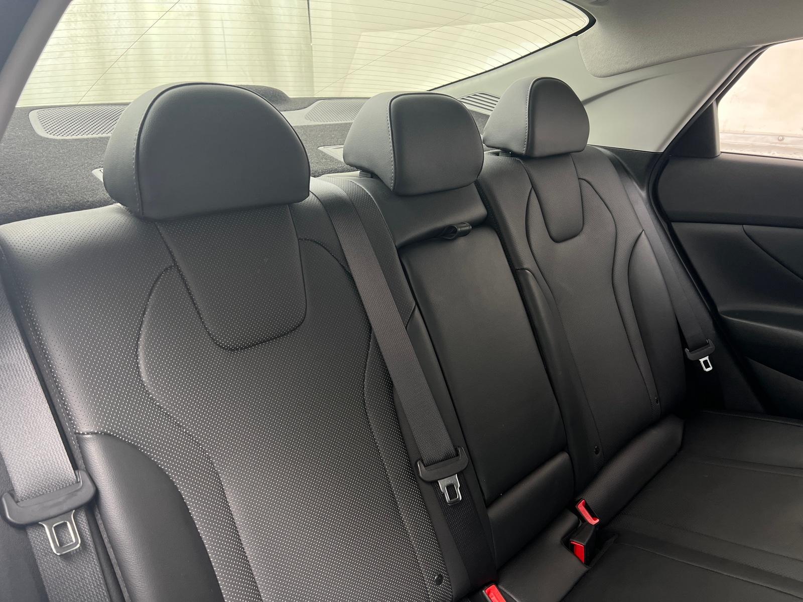 Thumbnail: 2023 Hyundai Elantra - 5