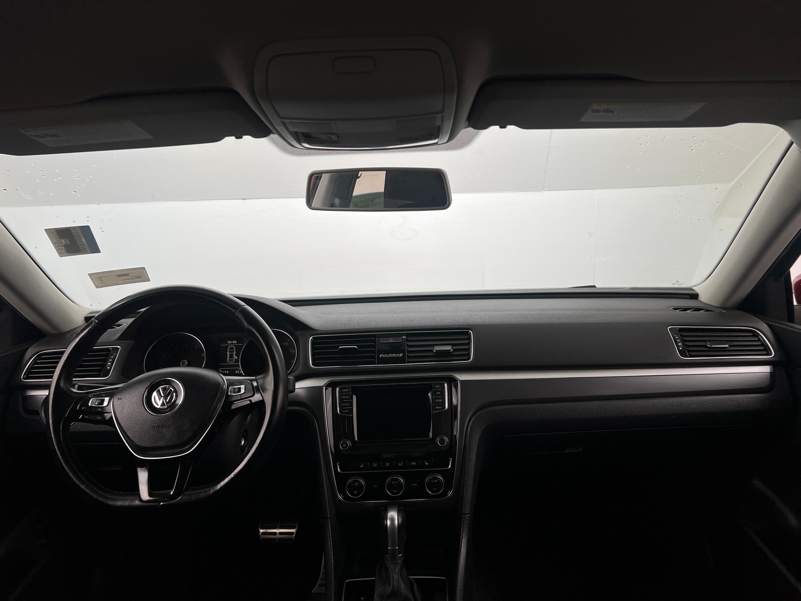 Thumbnail: 2018 Volkswagen Passat - 2