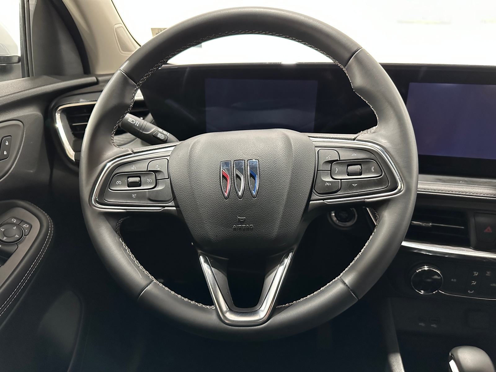 Thumbnail: 2025 Buick Encore GX - 5