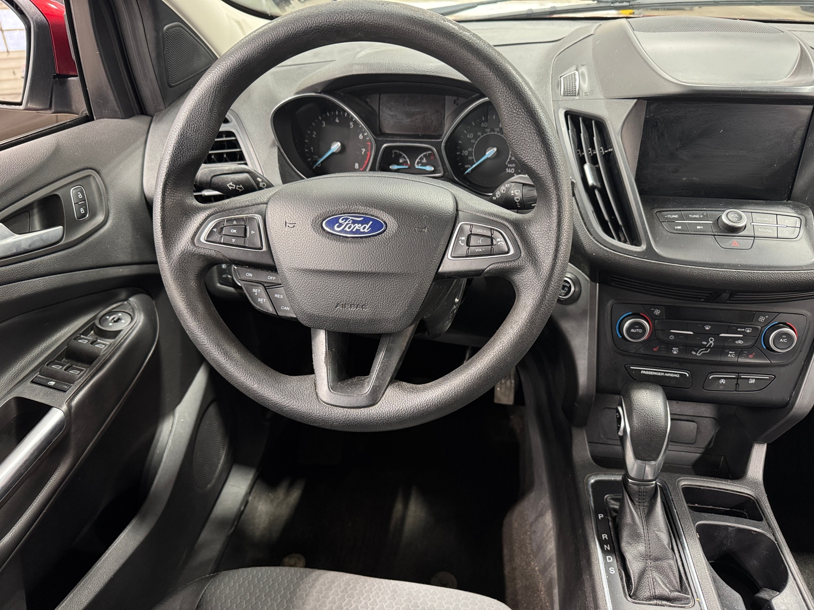 Thumbnail: 2019 Ford Escape - 5