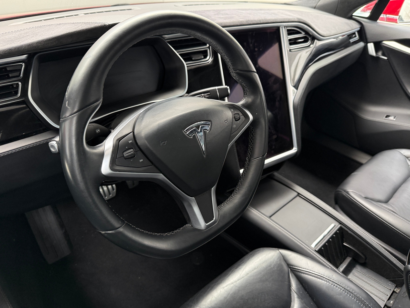 Thumbnail: 2014 Tesla Model S - 5