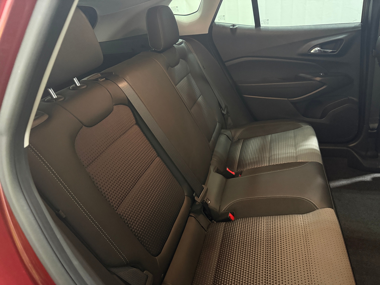 Thumbnail: 2025 Chevrolet Trax - 6