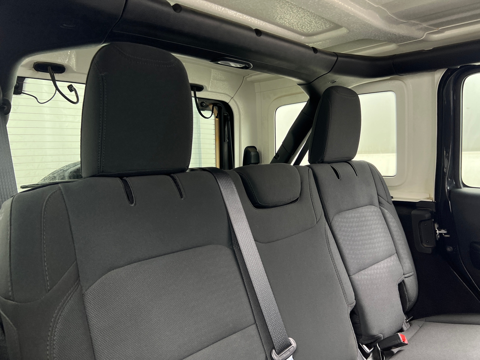 Thumbnail: 2021 Jeep Wrangler - 6