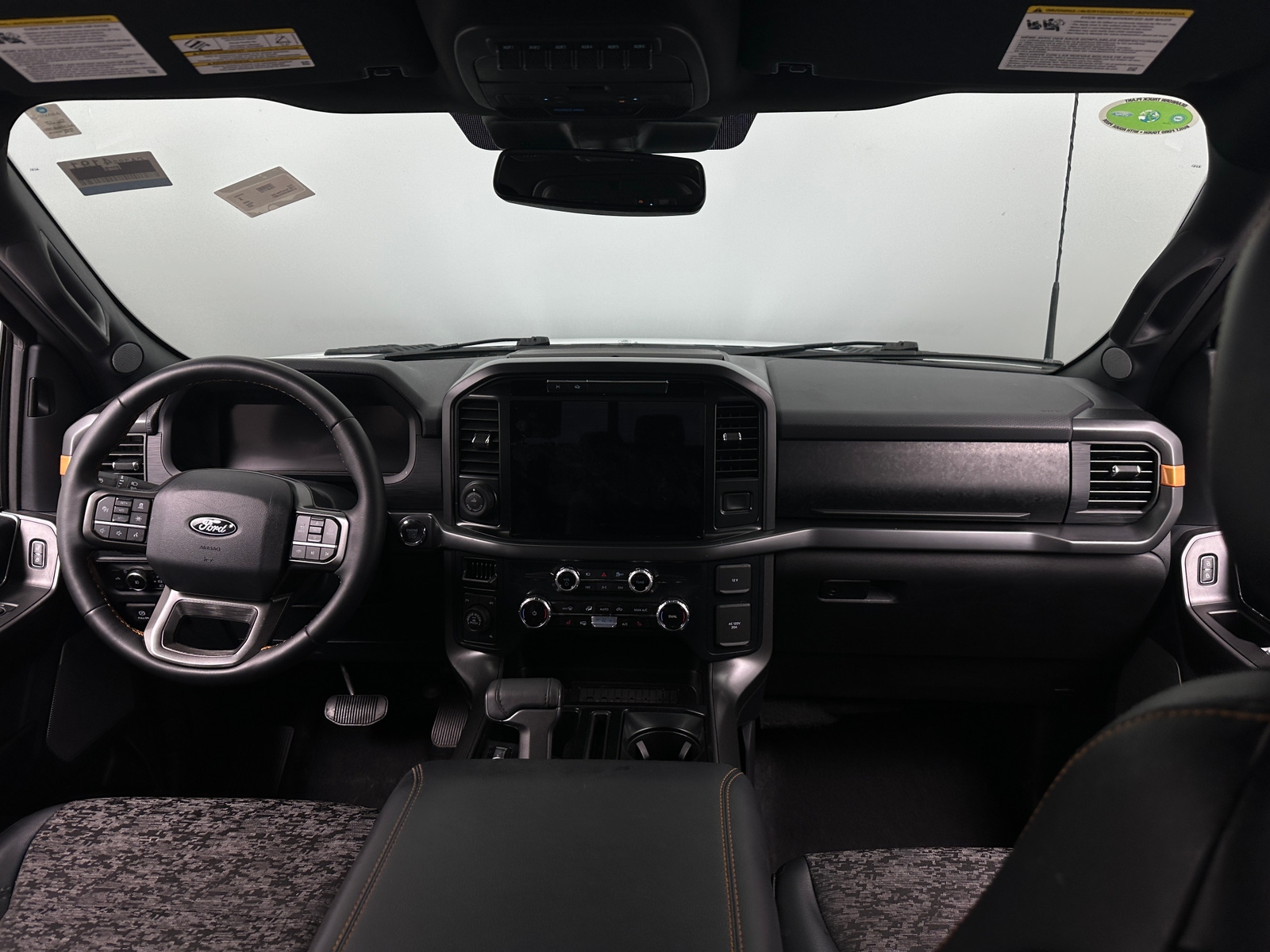 Thumbnail: 2025 Ford Econoline - 3