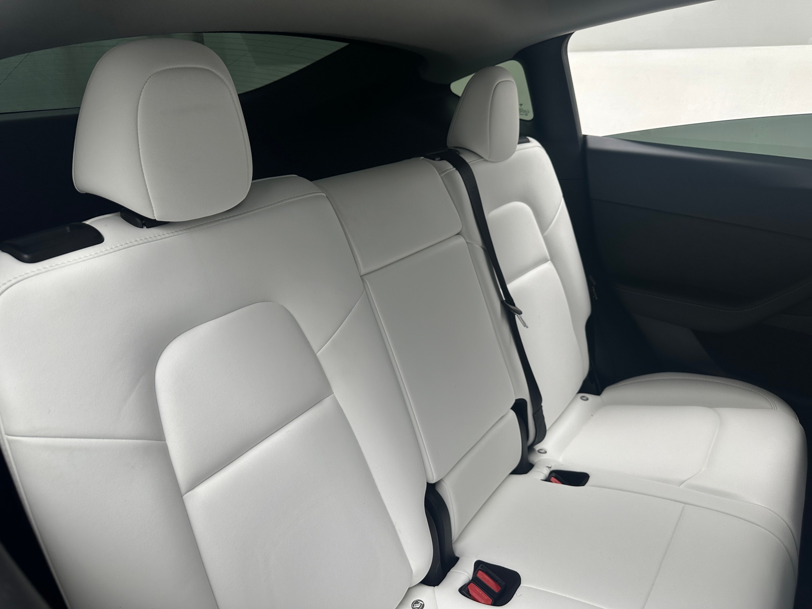 Thumbnail: 2022 Tesla Model Y - 4