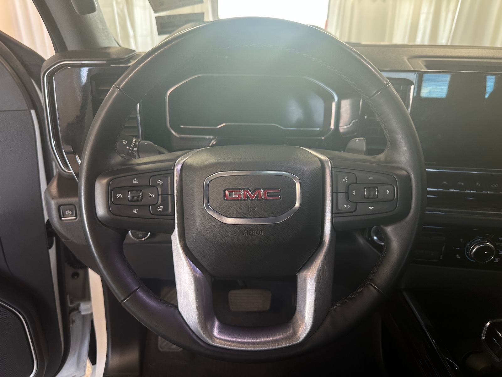 Thumbnail: 2025 GMC Sierra 1500 - 5