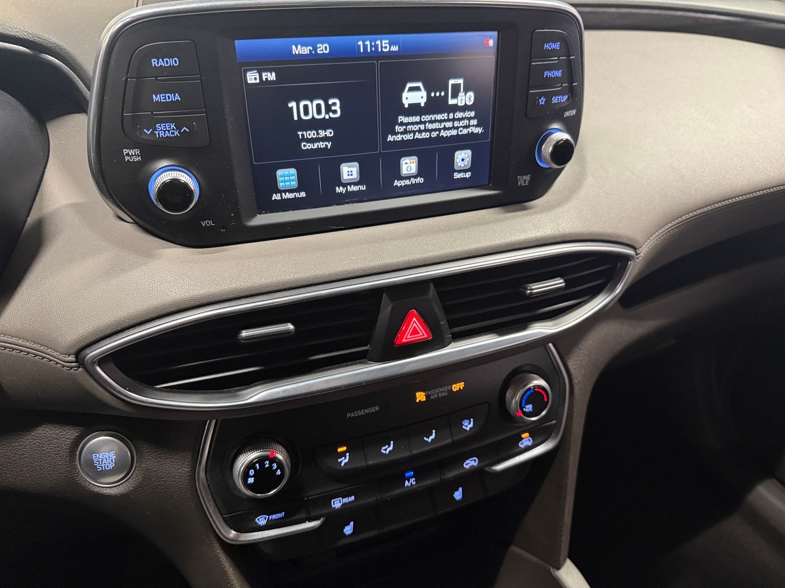 Thumbnail: 2019 Hyundai Santa Fe - 4