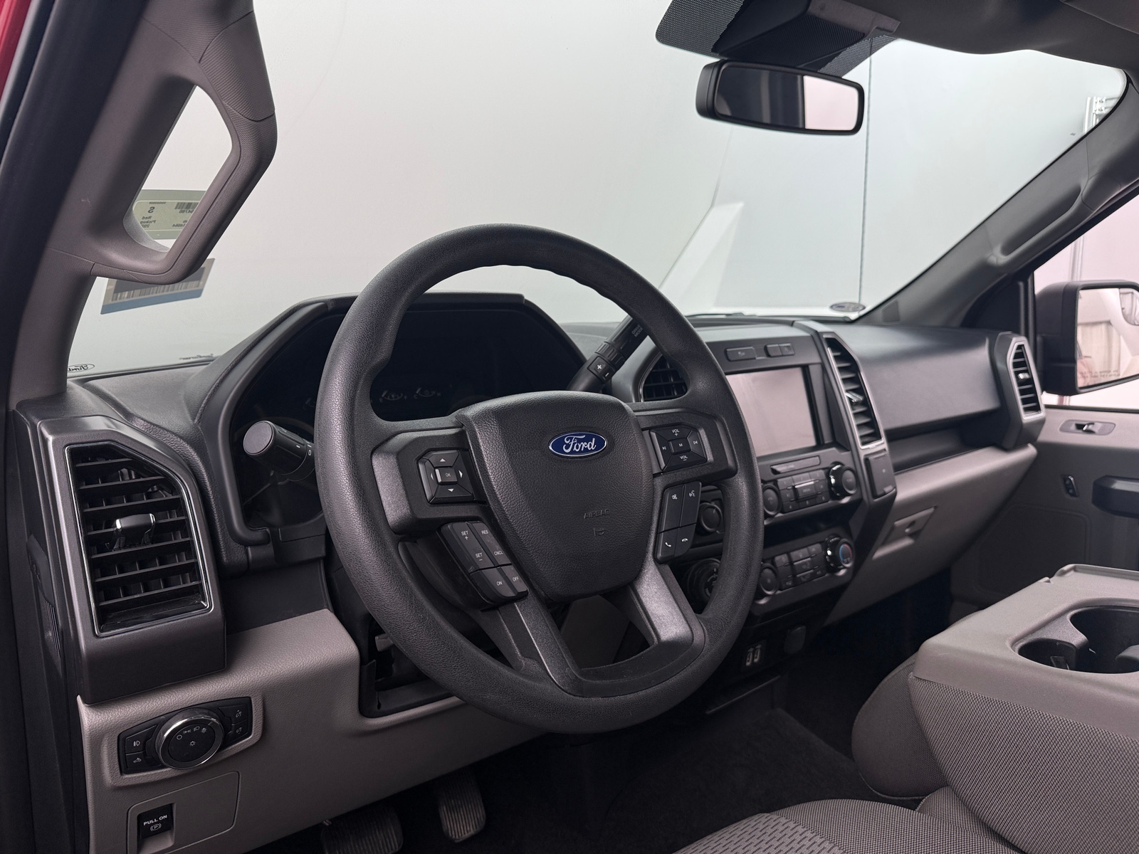 Thumbnail: 2020 Ford Econoline - 3