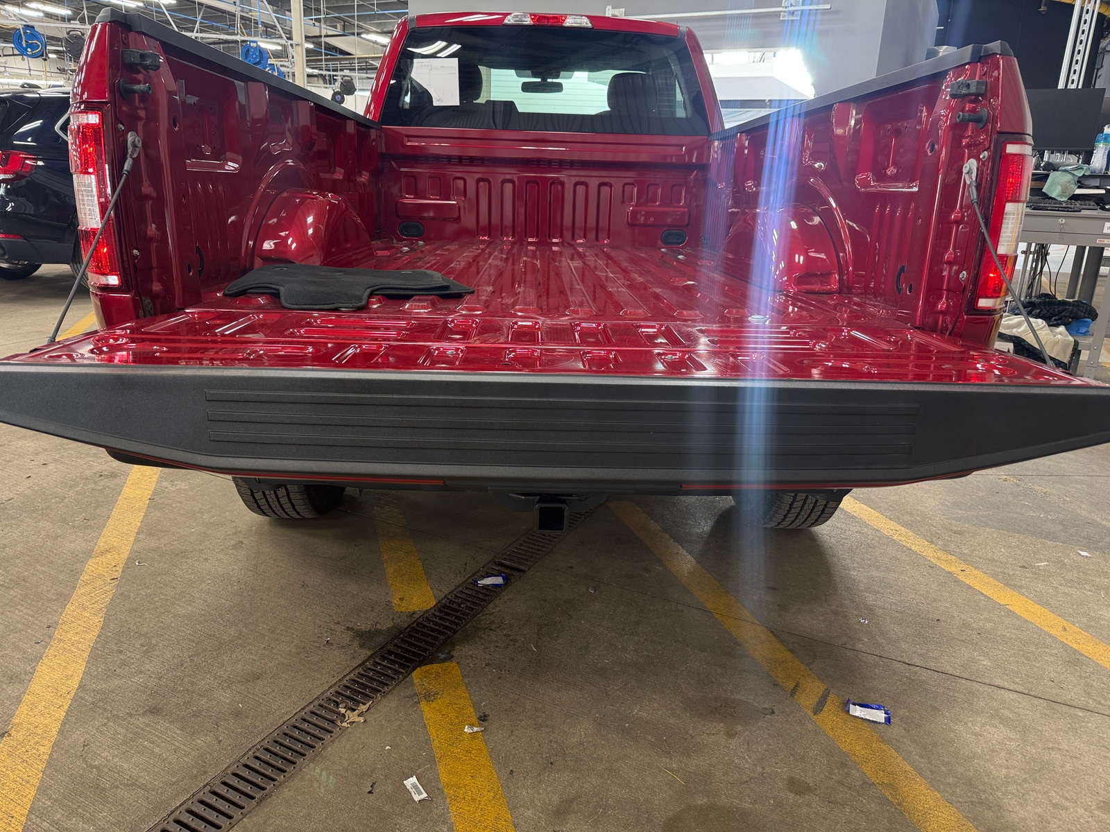 Thumbnail: 2020 Ford Econoline - 6