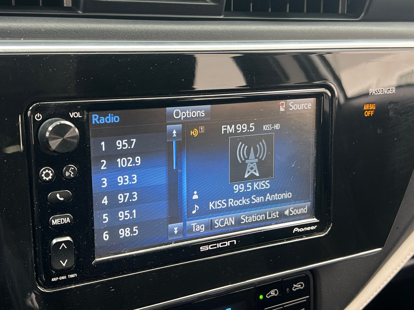 Thumbnail: 2016 Scion iM - 4