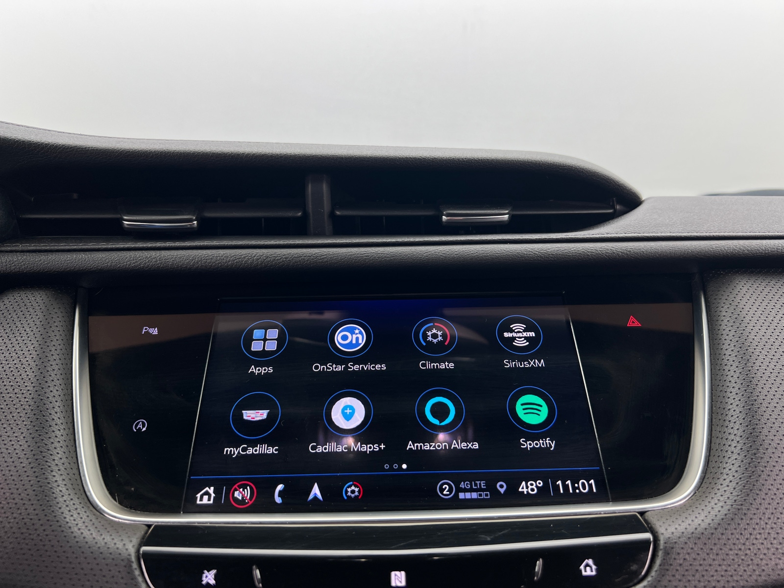 Thumbnail: 2021 Cadillac XT5 - 3