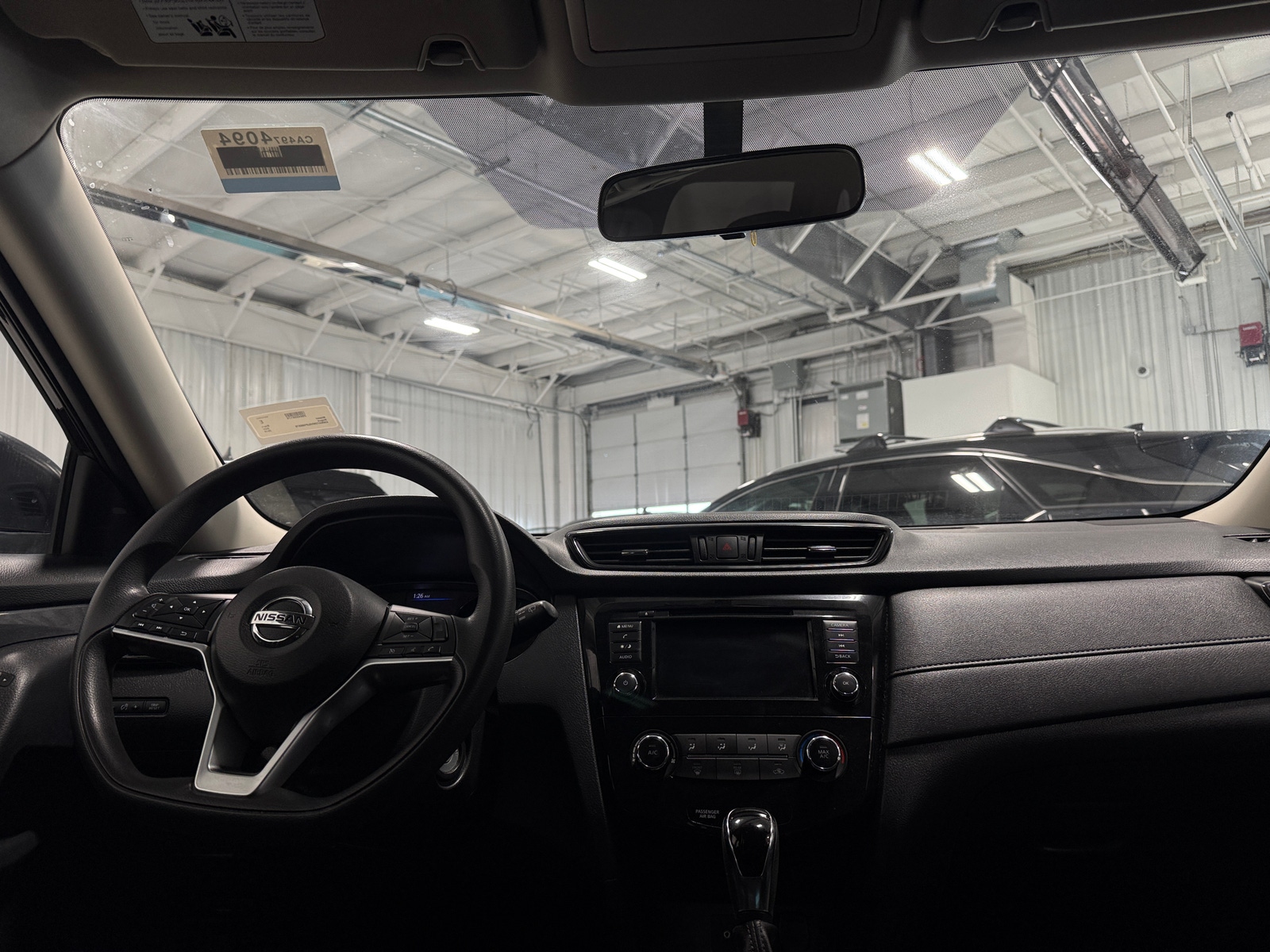 Thumbnail: 2018 Nissan Rogue - 3