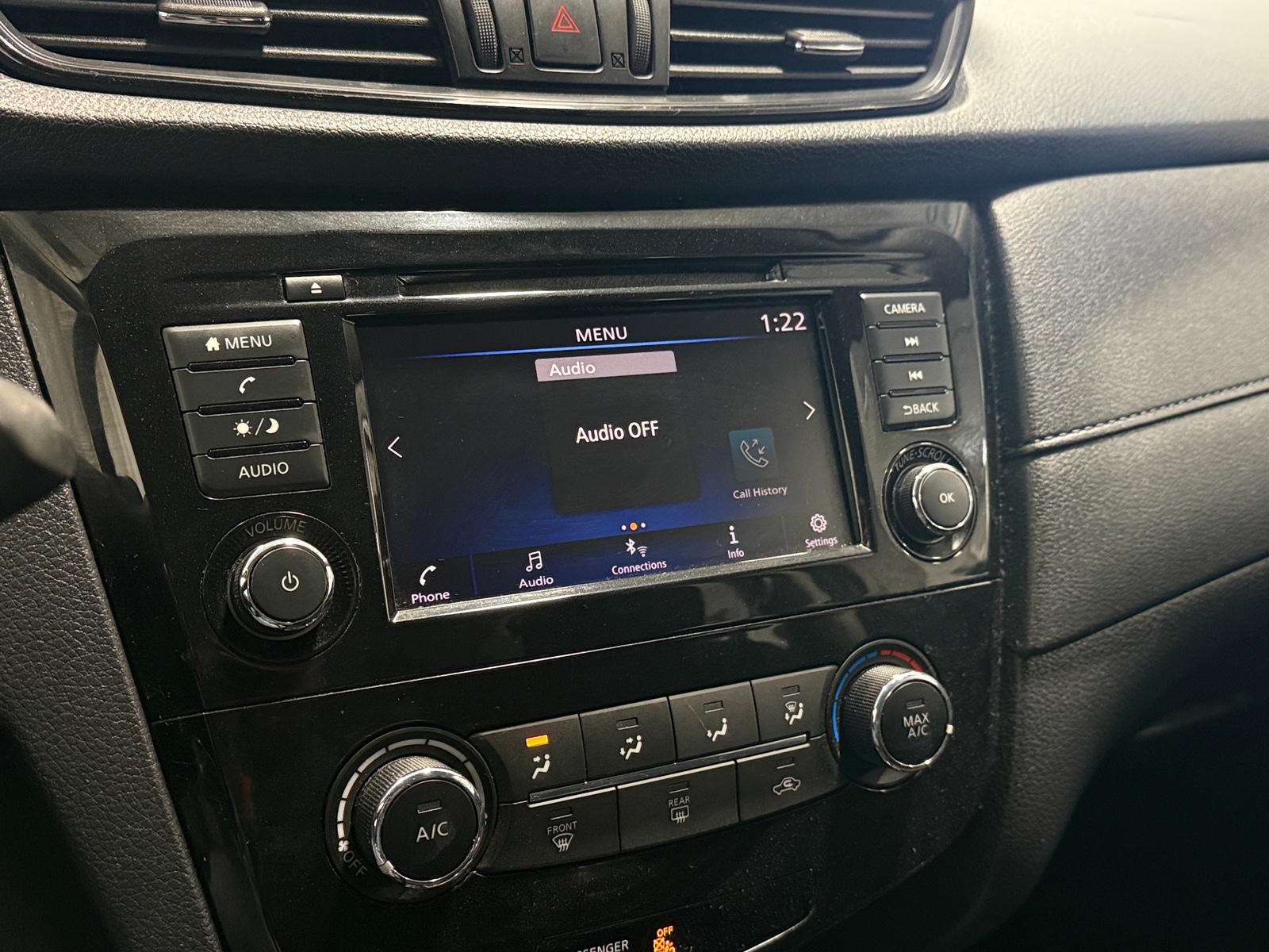 Thumbnail: 2018 Nissan Rogue - 4