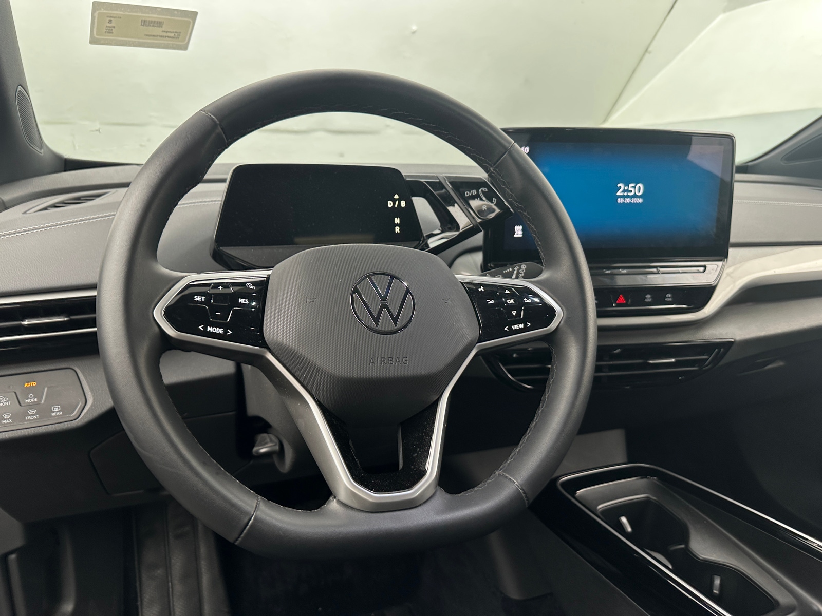 Thumbnail: 2023 Volkswagen ID.4 - 4