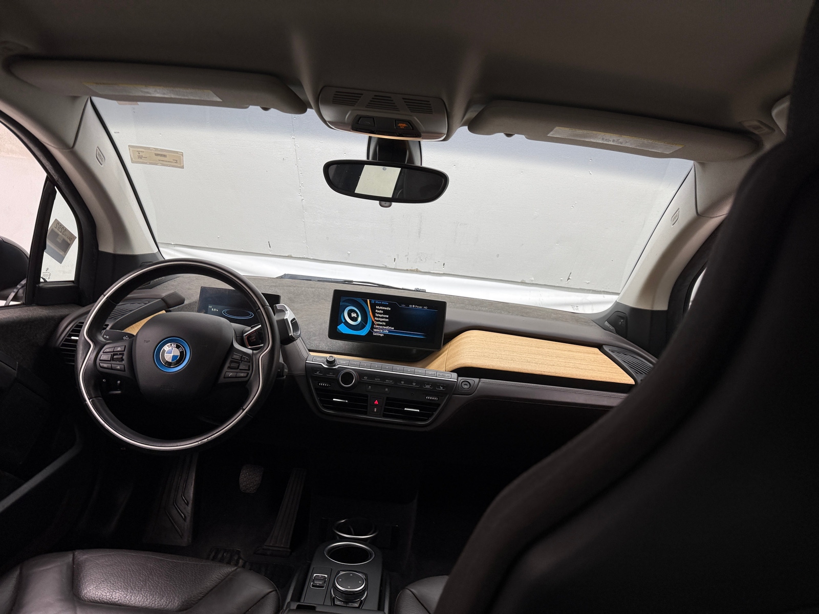 Thumbnail: 2016 BMW i3 - 2